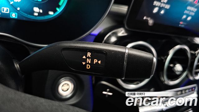 Mercedes-Benz GLC-Class 2021 — photo 12