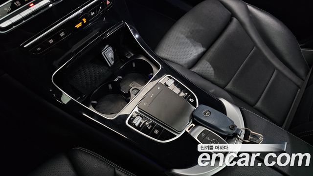 Mercedes-Benz GLC-Class 2021 — photo 25