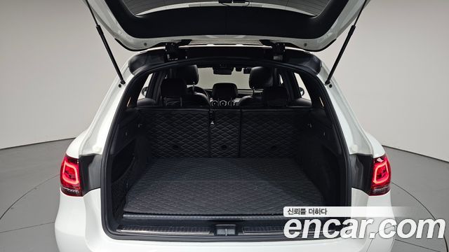 Mercedes-Benz GLC-Class 2021 — photo 26