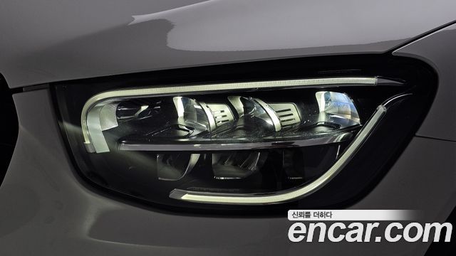 Mercedes-Benz GLC-Class 2021 — photo 8