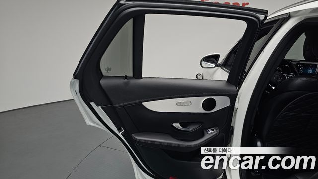 Mercedes-Benz GLC-Class 2021 — photo 15