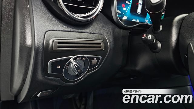 Mercedes-Benz GLC-Class 2021 — photo 33