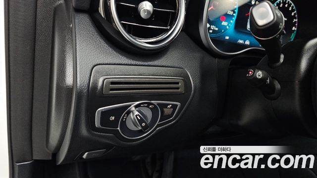 Mercedes-Benz GLC-Class 2021 — photo 38