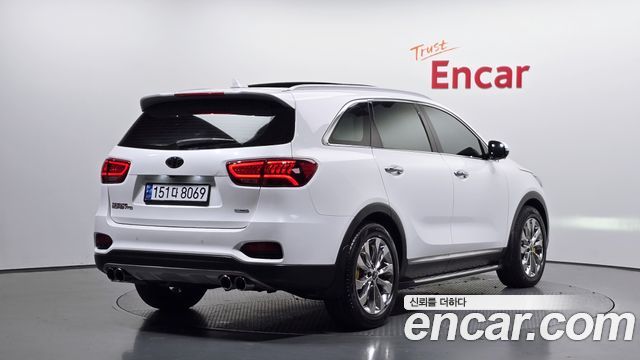 Kia Sorento 2019 — photo 2