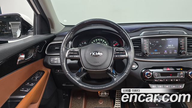 Kia Sorento 2019 — photo 12
