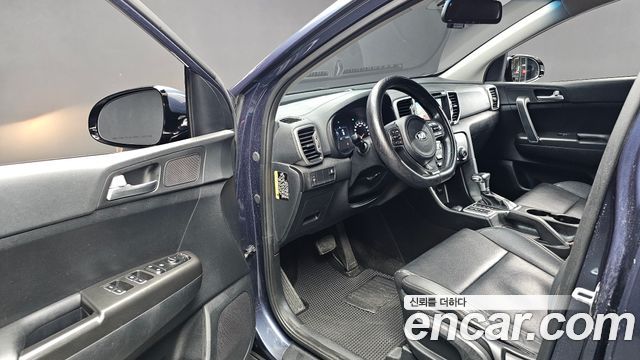 Kia Sportage 2016 — photo 13