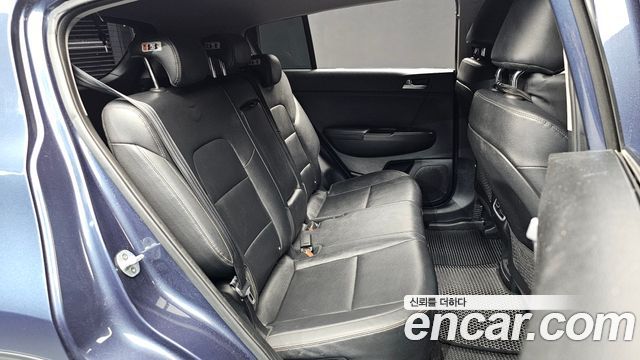 Kia Sportage 2016 — photo 18