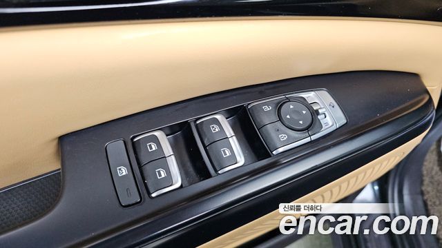 Kia Canival 2021 — photo 13