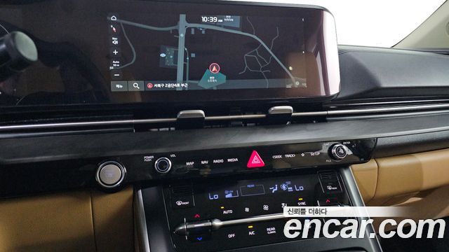 Kia Canival 2021 — photo 17