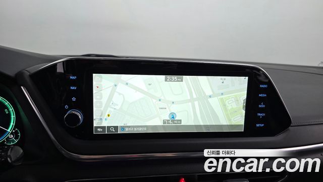 Hyundai Sonata 2022 — photo 14