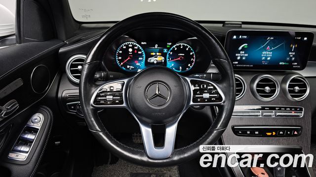 Mercedes-Benz GLC-Class 2023 — photo 19