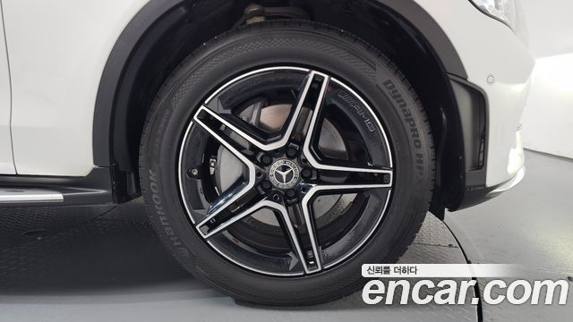 Mercedes-Benz GLC-Class 2023 — photo 7
