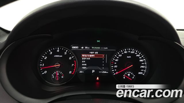 Kia Stinger 2018 — photo 11