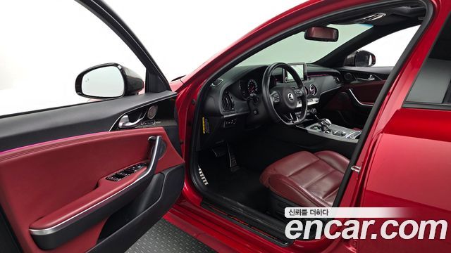 Kia Stinger 2018 — photo 13