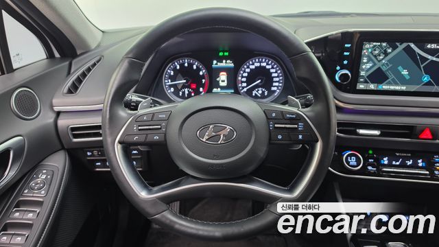Hyundai Sonata 2022 — photo 12