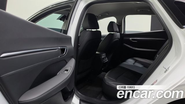 Hyundai Sonata 2022 — photo 17