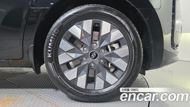 Hyundai Staria 2022 — photo 5