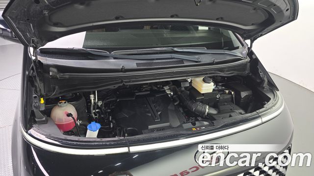 Hyundai Staria 2022 — photo 6
