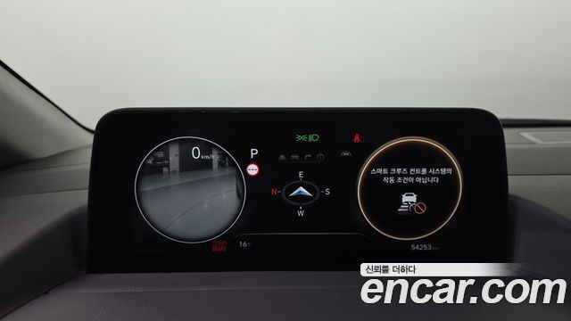 Hyundai Staria 2022 — photo 8