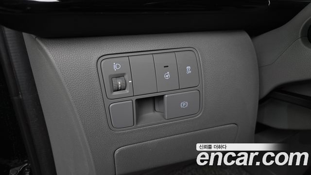 Hyundai Staria 2022 — photo 12