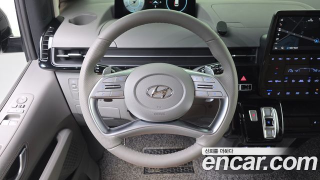 Hyundai Staria 2022 — photo 13