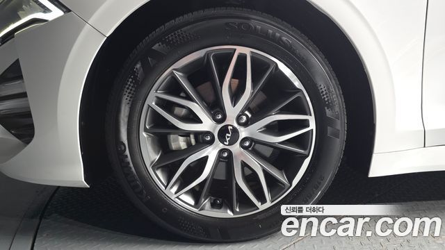 Kia K5 2023 — photo 5