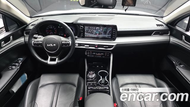Kia K5 2023 — photo 7