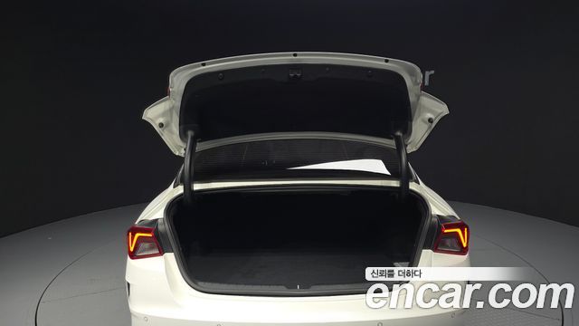 Kia K5 2023 — photo 20