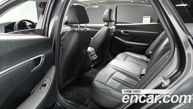 Hyundai Sonata 2020 — photo 11