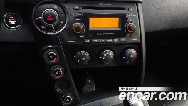 KG Mobility KORANDO 2017 — photo 22