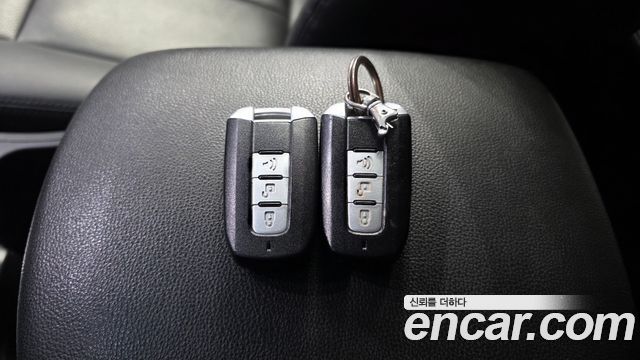 KG Mobility KORANDO 2017 — photo 32
