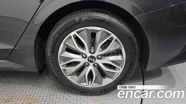 Kia K5 2021 — photo 7