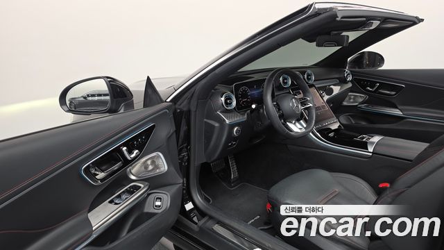 Mercedes-Benz CLE-Class 2025 — photo 13