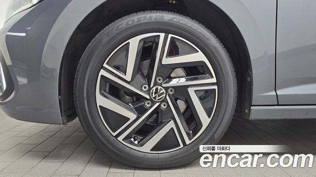 Volkswagen Jetta 2023 — photo 5
