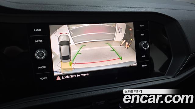 Volkswagen Jetta 2023 — photo 20