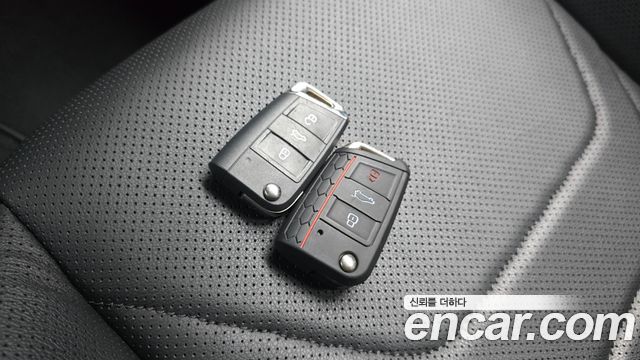 Volkswagen Jetta 2023 — photo 24