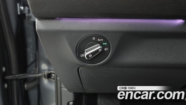 Volkswagen Jetta 2023 — photo 27