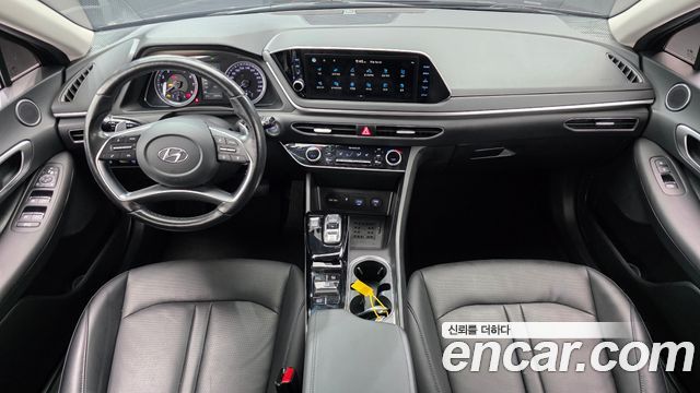 Hyundai Sonata 2022 — photo 10
