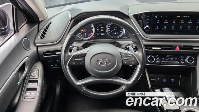 Hyundai Sonata 2022 — photo 19