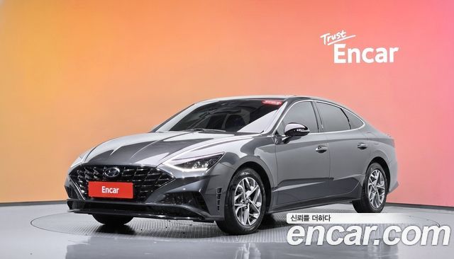 Hyundai Sonata 2022 — photo 1