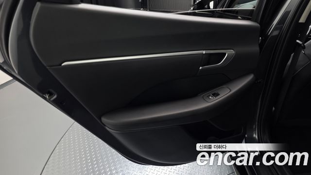 Hyundai Sonata 2022 — photo 15