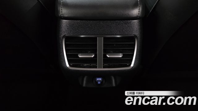 Hyundai Sonata 2022 — photo 28