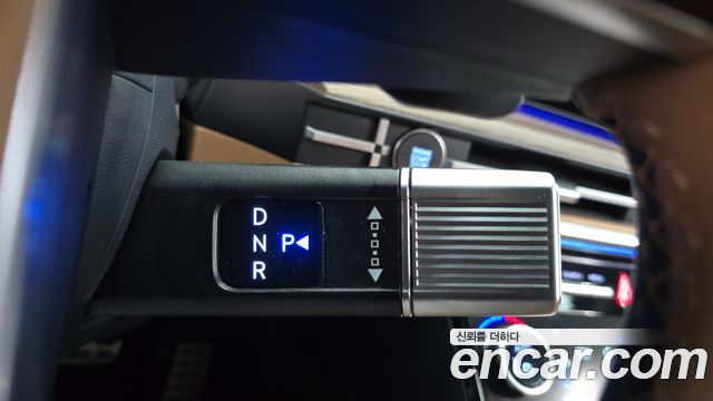Hyundai Santafe 2024 — photo 9