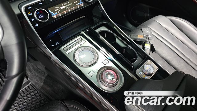 Genesis GV80 2022 — photo 9