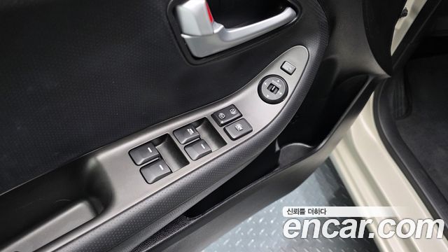 Kia morning 2016 — photo 31