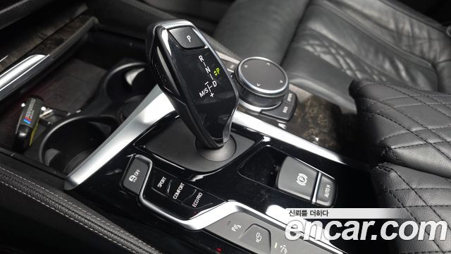 BMW Gran Turismo 2018 — photo 9