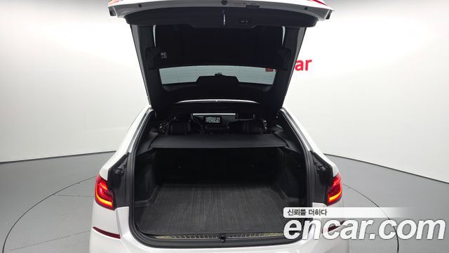 BMW Gran Turismo 2018 — photo 20