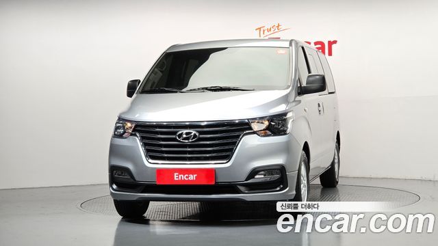 Hyundai Starex 2021 — photo 3
