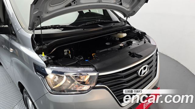 Hyundai Starex 2021 — photo 6
