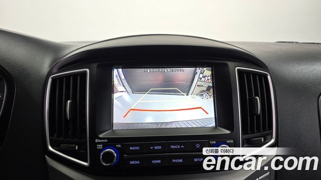 Hyundai Starex 2021 — photo 19